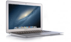 Apple Macbook air 11&amp;quot; impecabil Core i5 1,6Ghz 4GB DDR3 SSD 128GB / Intel HD foto