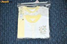 Noi! Set 2 pijamale intregi cu calcai, marca FF baby, unisex 18-24 luni/ 86-92 cm foto