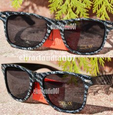 Ochelari de soare wayfarer ziar+saculet foto