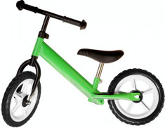 Bicicleta fara pedale verde cu jante albe foto