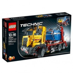 LEGO Technic Camion cu container (42024) foto