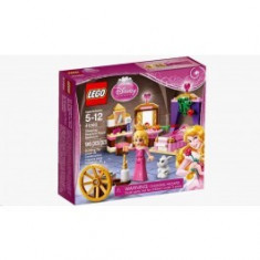 LEGO Disney Princess Dormitorul regal al Frumoasei Adormite (41060) foto