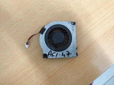 Ventilator Toshiba Tecra A9 A10 , S5 A61.47 A126 foto