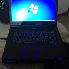 LAPTOP ALIENWARE M15X foto