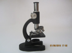 MICROSCOP C O C- 50X100X200X300 foto