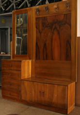 Cuier din lemn masiv cu influente stil Art Deco; Comoda hol foto