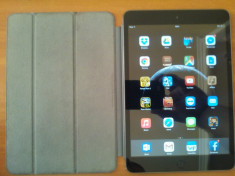 Ipad mini 2, 16 GB, Wi-fi, +husa slim, space grey foto