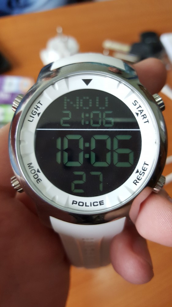 Police hot sale watch 12898j