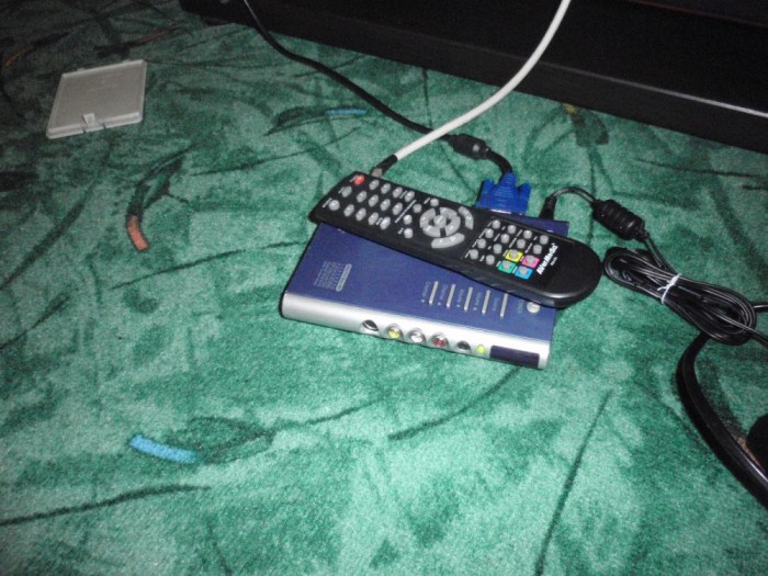 Tuner Tv Extern Avermedia Fara Pc Arhiva Okazii Ro