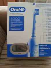 Periuta de dinti electrica Oral-B Triumph 5000 foto