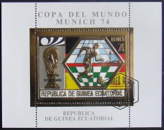 GUINEEA EQ 1974 - FOTBAL MUNCHEN ,1 S/S , OBLIT CU FOLIE AUR - GEQS 009 foto