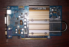 Placa video PCI-E GIGABYTE nVidia GeForce 7600GS 256MB 128Bit Silent foto