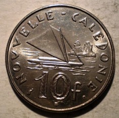 A.372 NOUA CALEDONIE 10 FRANCS FRANCI 2001 XF 100000ex.