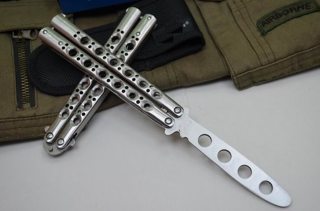 CUTIT BUTTERFLY Balisong de ANTRENAMENT + HUSA Inclusa. Produs SIGILAT foto mare CUTIT BUTTERFLY Balisong de ANTRENAMENT + HUSA Inclusa. Produs SIGILAT foto mare