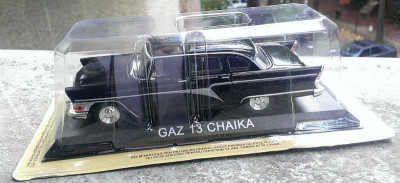 Macheta Gaz 13 Chaika limuzina 1960 - DeAgostini Masini de Legenda 1/43 foto