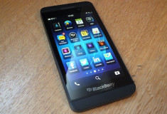 BlackBerry Z10 stare foarte buna la cutie foto