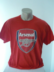 Livrare imediata! Tricou Barbati Inscriptionat cu sigla Arsenal FC foto