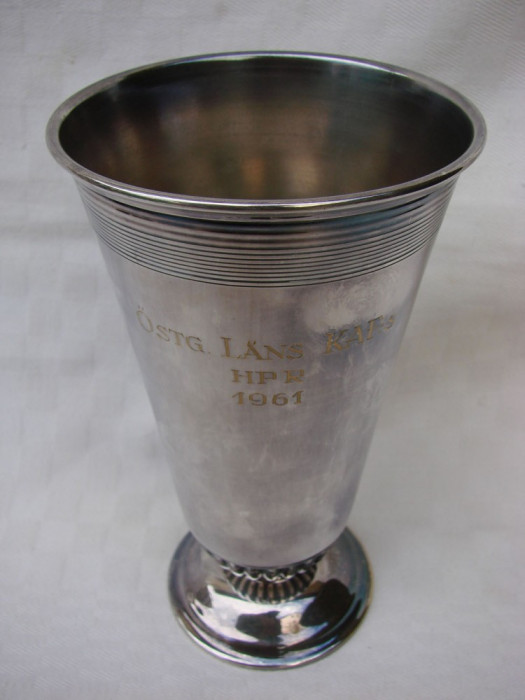 Superba cupa din alama argintata anul 1961