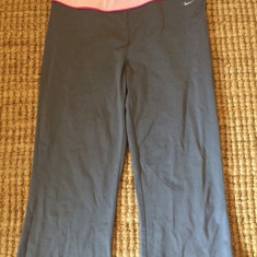 Pantaloni de dama, capri 3/4 Nike, mas. XL