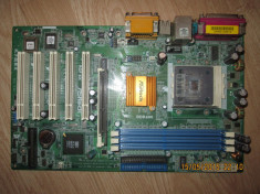 Placa baza AsRock K7S8X + procesor AMD Duron 750 MHz (socket 462) foto