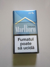 4 Pachete de Tigari (1 Marlboro, 1 Virginia Slims, 2 Dunhill) foto