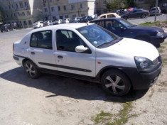 Renault Clio 2003 foto