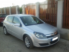 Opel Astra H foto