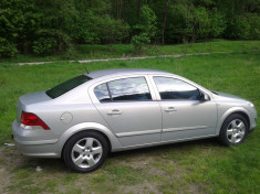 OPEL ASTRA ENJOY, 1600 cmc, 2008 foto