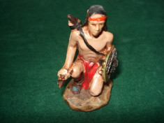 2488.Figurina din rasina AMERICAN NATIVE Indian Sioux scara 1:32 foto