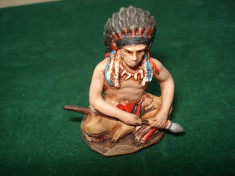 2484.Figurina din rasina - AMERICAN NATIVE - Luptator Apache scara 1:32 foto