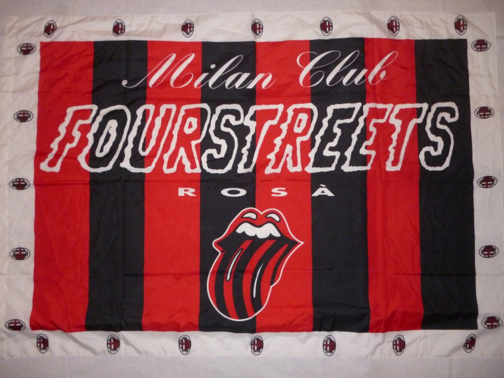 Steag fotbal - (dimensiuni 140X96 cm) clubul AC MILAN | Okazii.ro