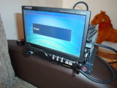 DVD KENWOOD KVT-729DVD SCRIE PE ECRAN PORTECT ARE SI BLACK -BOX foto