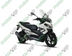 Scuter Aprilia SR Max 125 motorvip foto