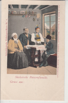 FAMILIE DE TARANI SASI DIN TRANSILVANIA PORT DIN TRANSILVANIA foto