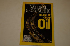 National Geographic - june 2004 - The end of cheap oil foto
