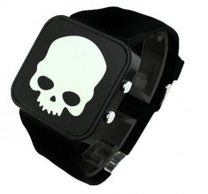 Ceas Led Skull foto