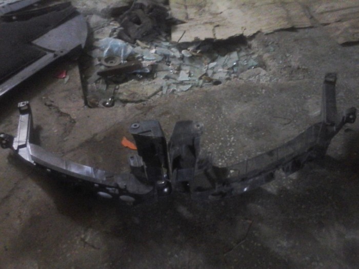 Vand suporti faruri stanga+dreapta Audi A3 2008