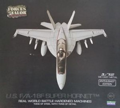 Macheta avion 18F Super Hornet - FORCES OF VALOR scara 1:72 foto