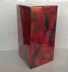 Apa de parfum Love Potion (Oriflame) foto