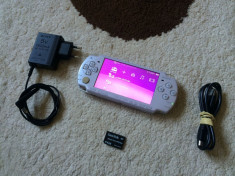 PSP SLIM MODAT+card 4gb(34 jocuri pe card)+incarcator sony+cablu STARE BUNA! foto