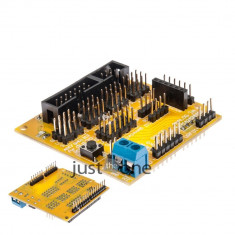 UNO R3 Sensor Shield V5 Digital Analog Module Servo Motor pentru ARDUINO foto