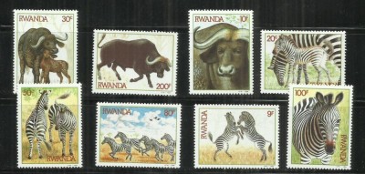 F 66 FAUNA DIVERSA - RWANDA - SERIE NESTAMPILATA foto