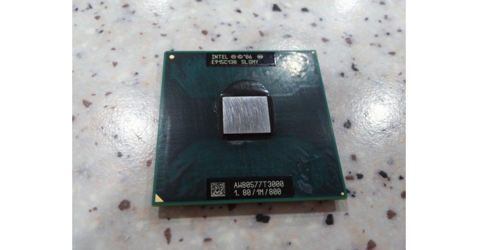 procesor laptop Intel celeron T3000 dual core 1.80/1M/800 socket P ...