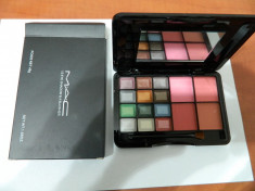 TRUSA MAC FARD 12 NUANTE+4 BLUSH-URI -SUPERBA ,SUPER PRET !!!!NR 5 foto