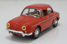 Macheta auto Renault Dauphine, scara 1:43 foto