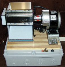 Masina ELECTRICA profesionala G12 pentru taiat tutun si ierburi foto