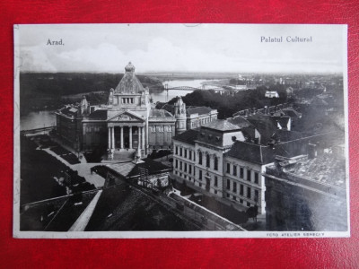 Vedere - Carte postala - Arad - Palatul cultural - poza anii 40 foto