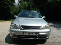 Opel Astra foto