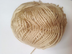 Fir de tricotat sau crosetat , mohair din lana 50% , moale , pufos bej auriu foto