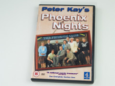 Peter Kay&amp;#039;s Phoenix Nights ? Sezonul 1 (Complet 6 Episoade) Boxset -DVD ORIGINAL foto